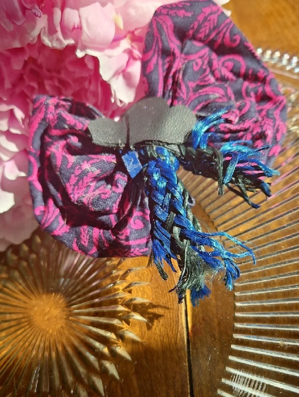 Hand Crafted Dog Collar Bow Tie Paisley Navy&Pink Black Leather Hearts NEW